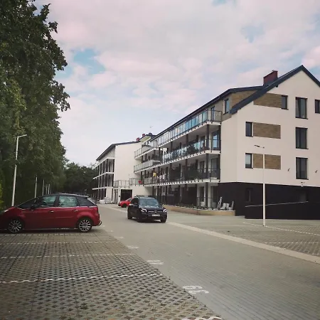 Amd Deluxe Apartment *